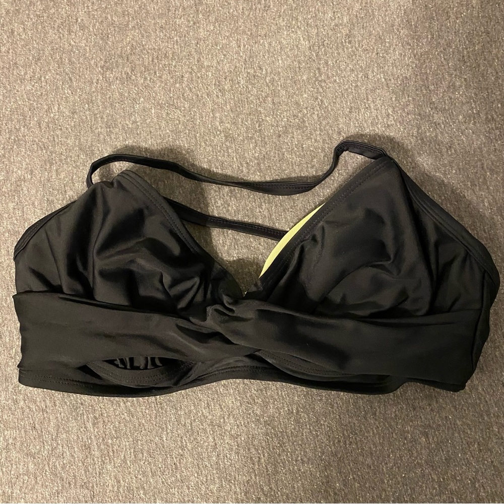 Athleta Black Cup Size Underwire Twist Front Cross Back Bikini Top